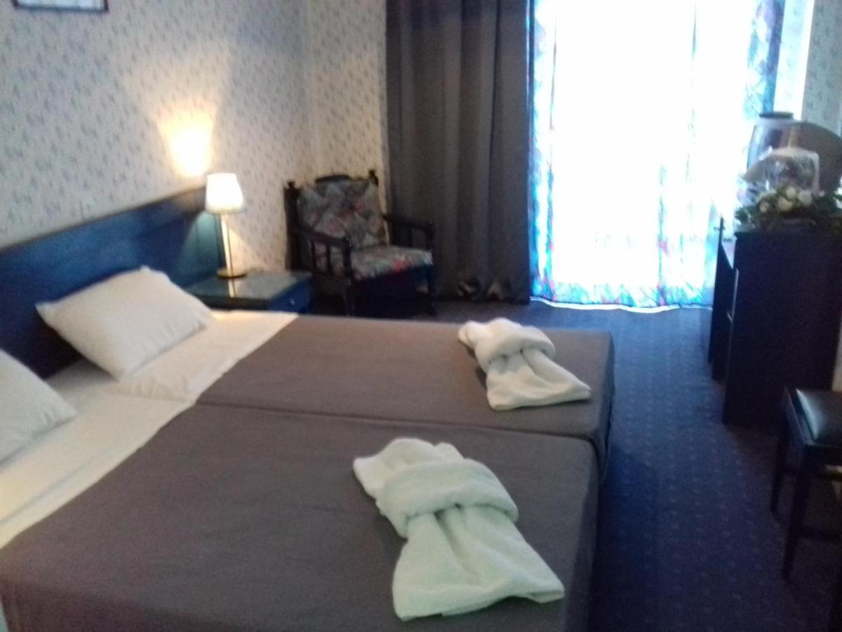 Argo Hotel Aegina Eksteriør bilde