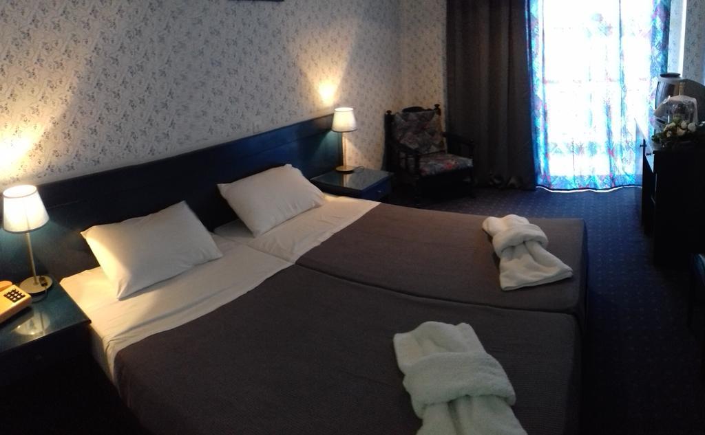 Argo Hotel Aegina Eksteriør bilde